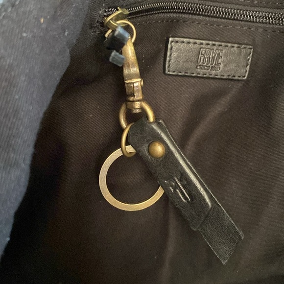 Frye Vivian Fringed Oversized Tote Black NEW - Picture 9 of 13